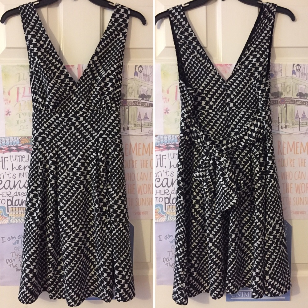 Victoria’s Secret Houndstooth A-Line Casual Dress - Picture 3 of 5